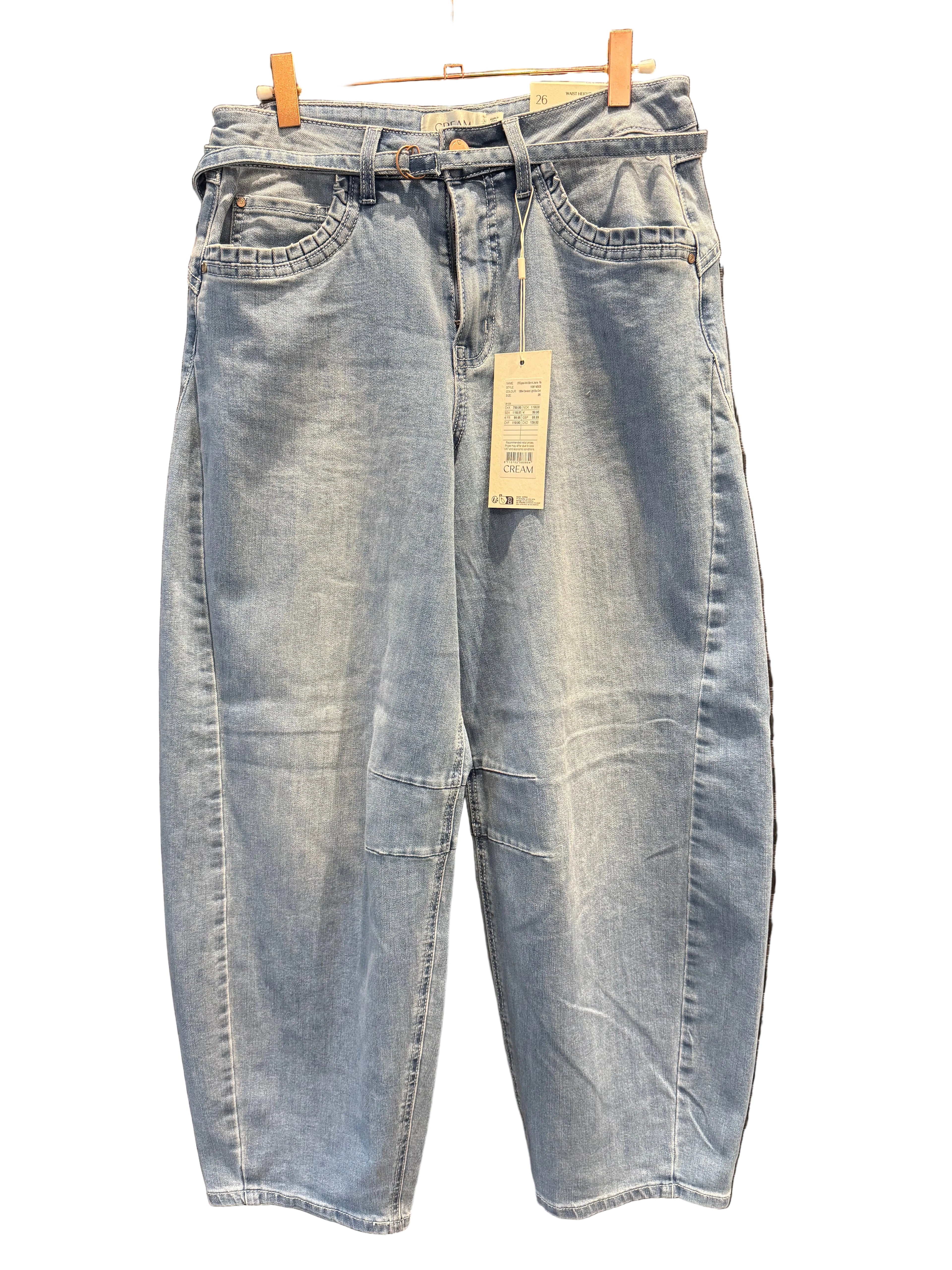 Light denim barrel jean